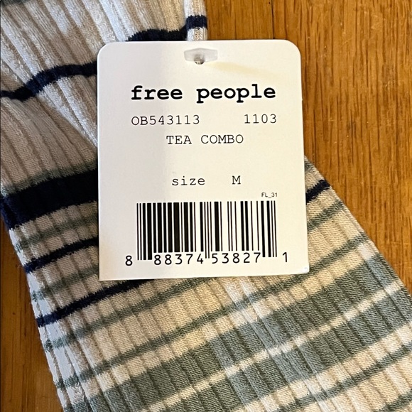 Free People Top M Blue Ivory Open Shoulder NEW - Picture 3 of 7